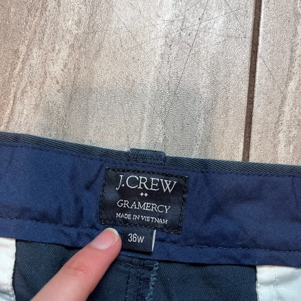 J. CREW 9
